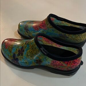 Sloggers size 9 Women's Floral waterproof garden farm rain shoes